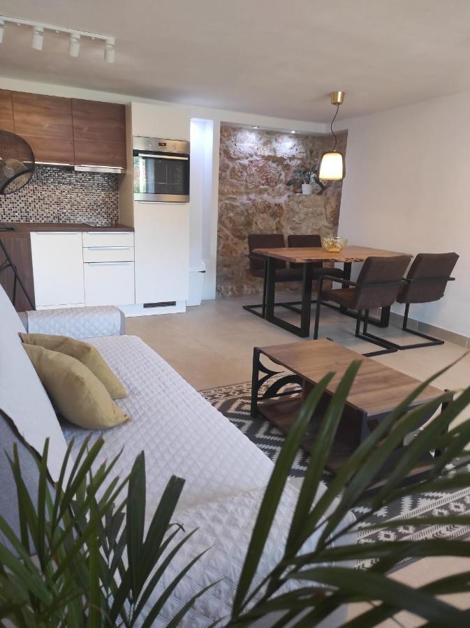 Stone House, Svirce, Hvar ภายนอก รูปภาพ