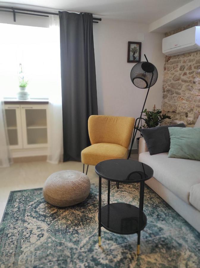 Stone House, Svirce, Hvar ภายนอก รูปภาพ